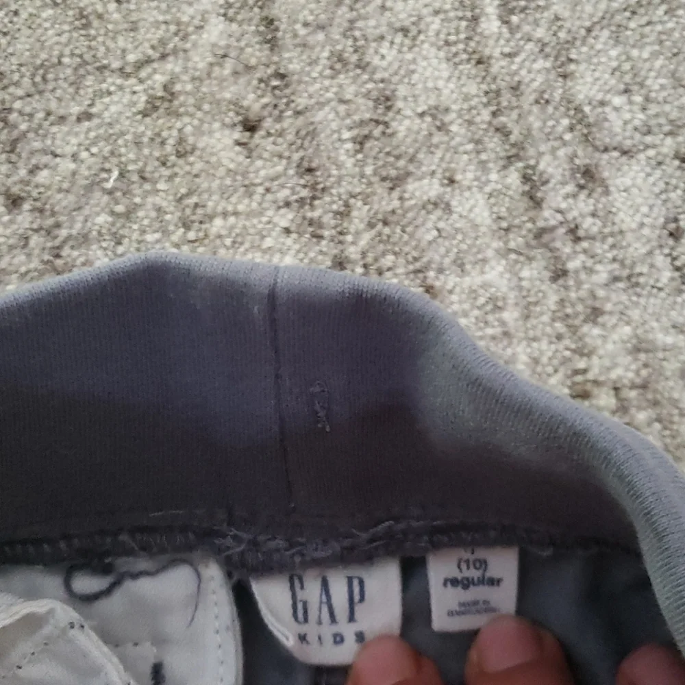 Gap Graphic Shorts
